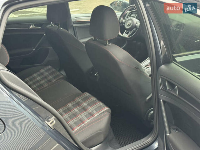 Синий Фольксваген Гольф ГТИ, объемом двигателя 2 л и пробегом 118 тыс. км за 22700 $, фото 15 на Automoto.ua