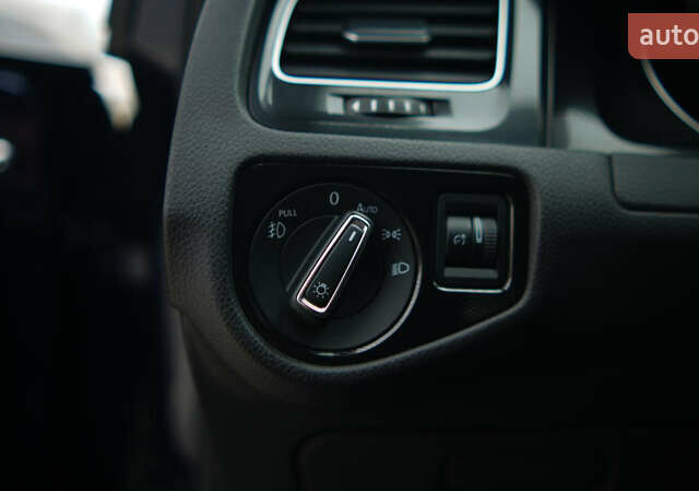 Синий Фольксваген Гольф ГТИ, объемом двигателя 1.98 л и пробегом 64 тыс. км за 16000 $, фото 15 на Automoto.ua