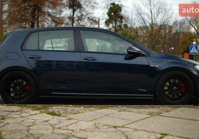 Синий Фольксваген Гольф ГТИ, объемом двигателя 1.98 л и пробегом 64 тыс. км за 16000 $, фото 4 на Automoto.ua