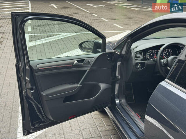 Синий Фольксваген Гольф ГТИ, объемом двигателя 2 л и пробегом 118 тыс. км за 22700 $, фото 9 на Automoto.ua