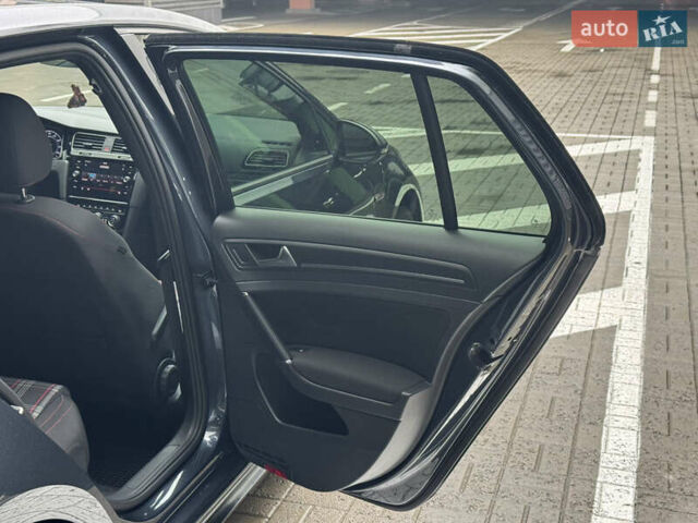 Синий Фольксваген Гольф ГТИ, объемом двигателя 2 л и пробегом 118 тыс. км за 22700 $, фото 14 на Automoto.ua