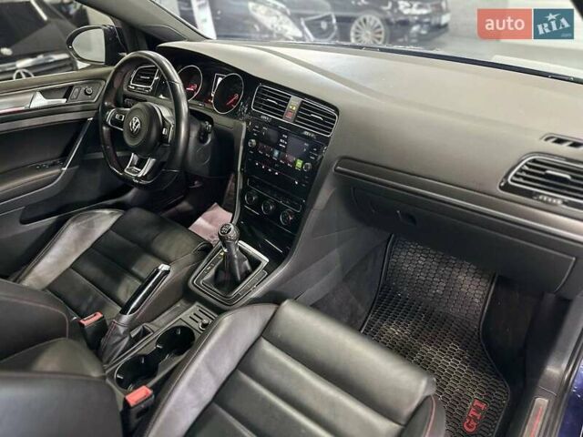 Синий Фольксваген Гольф ГТИ, объемом двигателя 1.98 л и пробегом 115 тыс. км за 14799 $, фото 16 на Automoto.ua