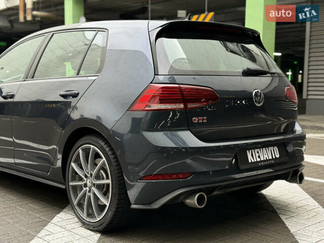 Синий Фольксваген Гольф ГТИ, объемом двигателя 2 л и пробегом 81 тыс. км за 19000 $, фото 5 на Automoto.ua