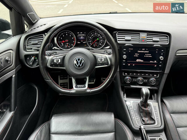 Синий Фольксваген Гольф ГТИ, объемом двигателя 2 л и пробегом 81 тыс. км за 19000 $, фото 12 на Automoto.ua