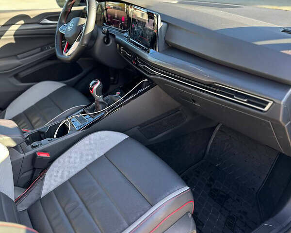 Синий Фольксваген Гольф ГТИ, объемом двигателя 1.98 л и пробегом 40 тыс. км за 25900 $, фото 14 на Automoto.ua