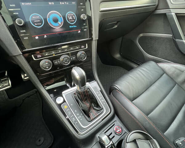 Зелений Фольксваген Гольф ГТІ, об'ємом двигуна 2 л та пробігом 80 тис. км за 21800 $, фото 9 на Automoto.ua