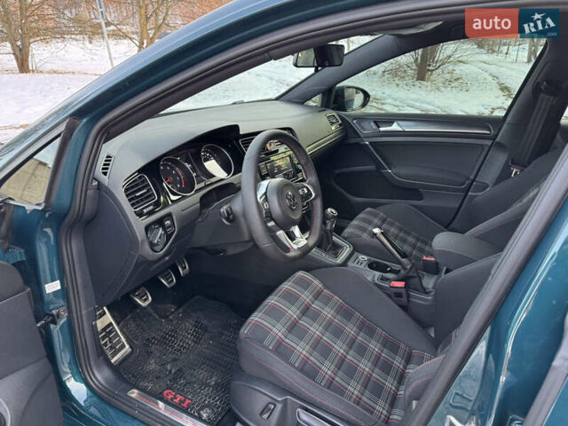 Зеленый Фольксваген Гольф ГТИ, объемом двигателя 1.98 л и пробегом 61 тыс. км за 18500 $, фото 16 на Automoto.ua