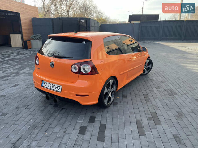 Оранжевый Фольксваген Гольф ГТИ, объемом двигателя 2 л и пробегом 290 тыс. км за 8999 $, фото 2 на Automoto.ua