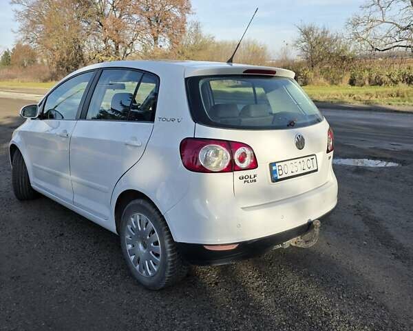 Білий Фольксваген Golf Plus, об'ємом двигуна 1.9 л та пробігом 295 тис. км за 5600 $, фото 8 на Automoto.ua