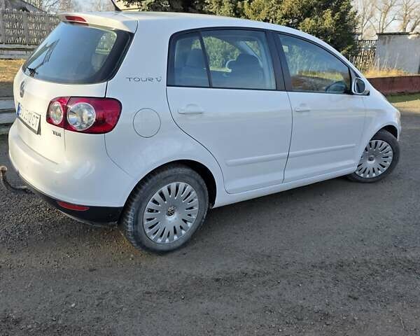 Білий Фольксваген Golf Plus, об'ємом двигуна 1.9 л та пробігом 295 тис. км за 5600 $, фото 5 на Automoto.ua