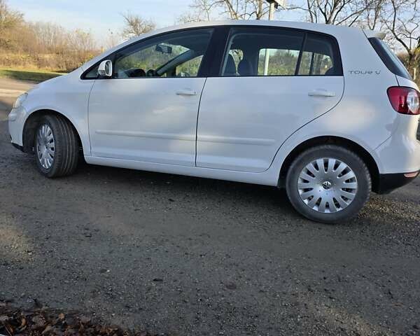 Білий Фольксваген Golf Plus, об'ємом двигуна 1.9 л та пробігом 295 тис. км за 5600 $, фото 10 на Automoto.ua