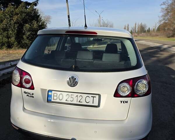 Білий Фольксваген Golf Plus, об'ємом двигуна 1.9 л та пробігом 295 тис. км за 5600 $, фото 7 на Automoto.ua