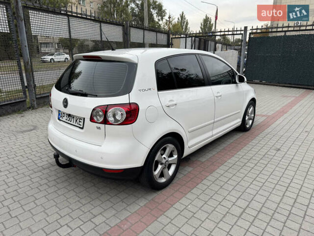 Білий Фольксваген Golf Plus, об'ємом двигуна 1.6 л та пробігом 210 тис. км за 6200 $, фото 5 на Automoto.ua