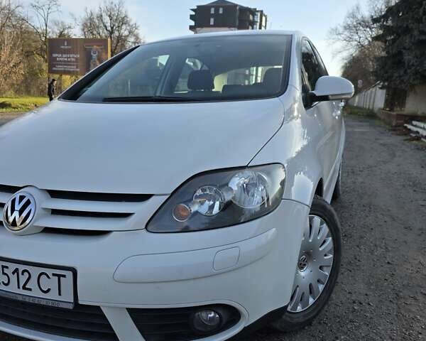 Білий Фольксваген Golf Plus, об'ємом двигуна 1.9 л та пробігом 295 тис. км за 5600 $, фото 12 на Automoto.ua