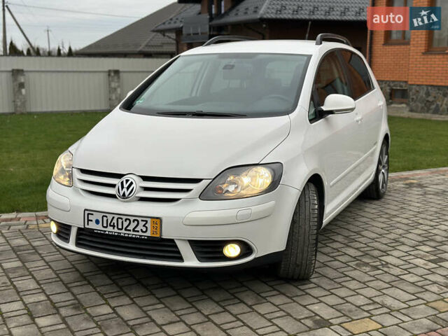 Белый Фольксваген Гольф Плюс, объемом двигателя 1.4 л и пробегом 167 тыс. км за 6500 $, фото 5 на Automoto.ua