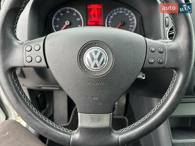 Белый Фольксваген Гольф Плюс, объемом двигателя 1.4 л и пробегом 167 тыс. км за 6500 $, фото 26 на Automoto.ua