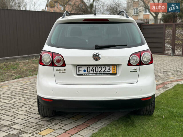 Белый Фольксваген Гольф Плюс, объемом двигателя 1.4 л и пробегом 167 тыс. км за 6500 $, фото 7 на Automoto.ua