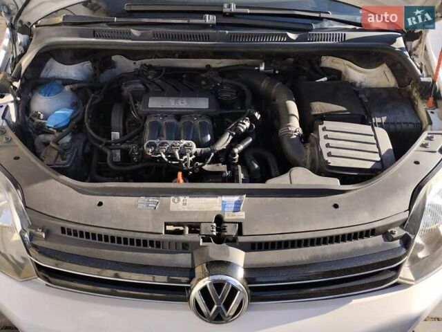 Белый Фольксваген Гольф Плюс, объемом двигателя 1.6 л и пробегом 200 тыс. км за 6900 $, фото 11 на Automoto.ua