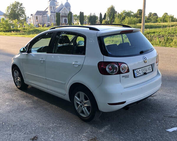 Белый Фольксваген Гольф Плюс, объемом двигателя 1.6 л и пробегом 280 тыс. км за 8200 $, фото 4 на Automoto.ua