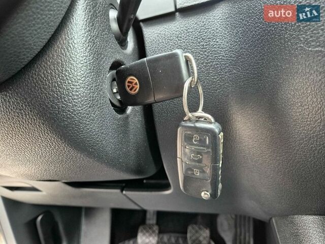 Белый Фольксваген Гольф Плюс, объемом двигателя 1.4 л и пробегом 235 тыс. км за 6550 $, фото 38 на Automoto.ua