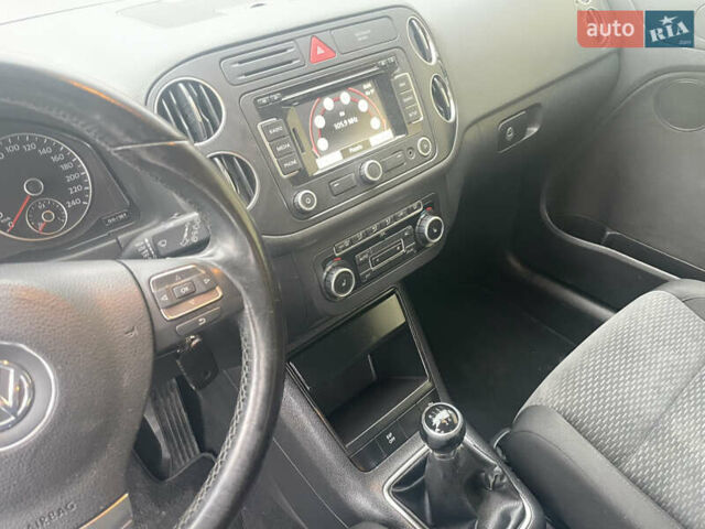 Белый Фольксваген Гольф Плюс, объемом двигателя 1.6 л и пробегом 236 тыс. км за 7500 $, фото 53 на Automoto.ua