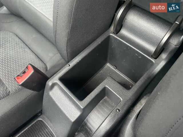 Белый Фольксваген Гольф Плюс, объемом двигателя 1.6 л и пробегом 236 тыс. км за 7500 $, фото 56 на Automoto.ua