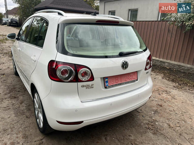 Белый Фольксваген Гольф Плюс, объемом двигателя 1.6 л и пробегом 195 тыс. км за 8950 $, фото 19 на Automoto.ua