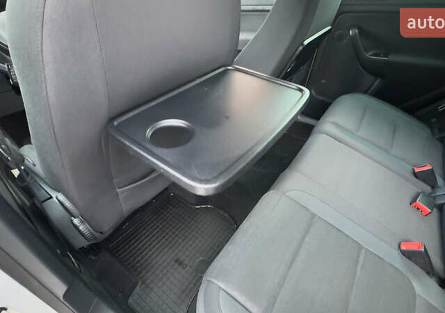 Белый Фольксваген Гольф Плюс, объемом двигателя 1.4 л и пробегом 188 тыс. км за 8850 $, фото 45 на Automoto.ua