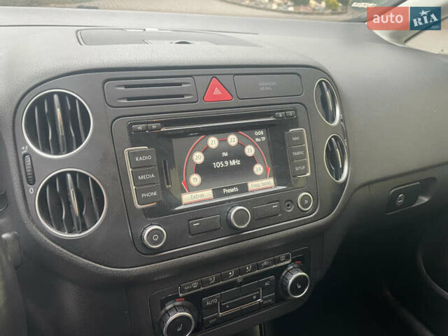 Белый Фольксваген Гольф Плюс, объемом двигателя 1.6 л и пробегом 236 тыс. км за 7500 $, фото 55 на Automoto.ua