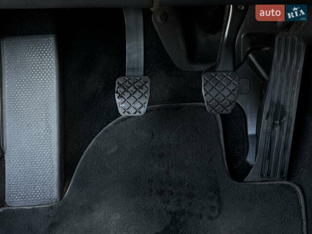 Белый Фольксваген Гольф Плюс, объемом двигателя 1.6 л и пробегом 200 тыс. км за 7999 $, фото 42 на Automoto.ua