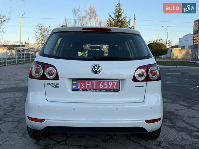 Белый Фольксваген Гольф Плюс, объемом двигателя 1.6 л и пробегом 200 тыс. км за 7999 $, фото 15 на Automoto.ua
