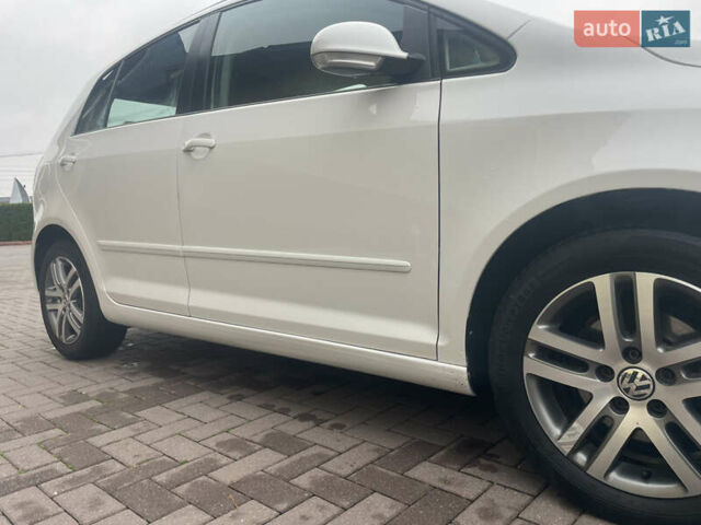 Белый Фольксваген Гольф Плюс, объемом двигателя 1.6 л и пробегом 236 тыс. км за 7500 $, фото 37 на Automoto.ua