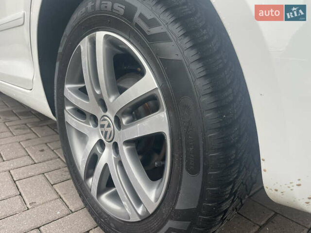 Белый Фольксваген Гольф Плюс, объемом двигателя 1.6 л и пробегом 236 тыс. км за 7500 $, фото 23 на Automoto.ua