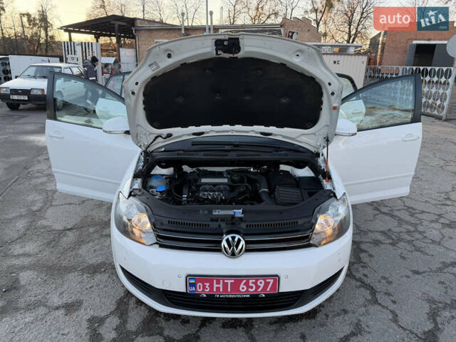 Белый Фольксваген Гольф Плюс, объемом двигателя 1.6 л и пробегом 200 тыс. км за 7999 $, фото 44 на Automoto.ua