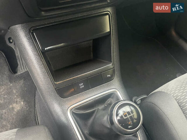 Белый Фольксваген Гольф Плюс, объемом двигателя 1.6 л и пробегом 236 тыс. км за 7500 $, фото 54 на Automoto.ua