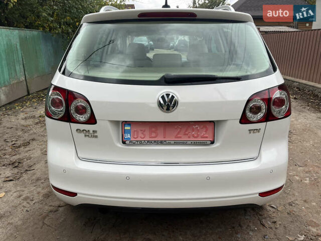 Белый Фольксваген Гольф Плюс, объемом двигателя 1.6 л и пробегом 195 тыс. км за 8950 $, фото 16 на Automoto.ua