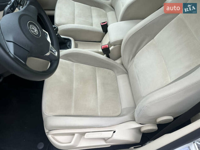 Белый Фольксваген Гольф Плюс, объемом двигателя 1.6 л и пробегом 195 тыс. км за 8950 $, фото 56 на Automoto.ua