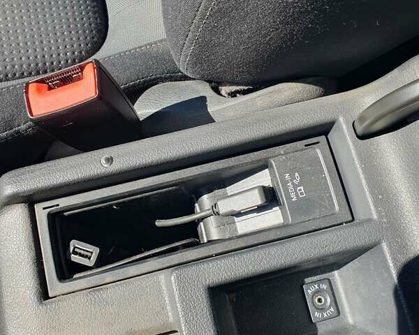 Білий Фольксваген Golf Plus, об'ємом двигуна 1.6 л та пробігом 243 тис. км за 8700 $, фото 46 на Automoto.ua