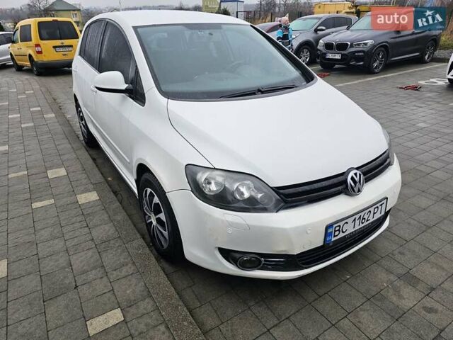 Белый Фольксваген Гольф Плюс, объемом двигателя 1.4 л и пробегом 146 тыс. км за 8000 $, фото 23 на Automoto.ua