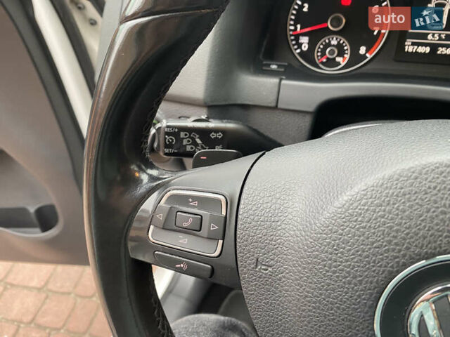 Білий Фольксваген Golf Plus, об'ємом двигуна 1.4 л та пробігом 182 тис. км за 9399 $, фото 24 на Automoto.ua