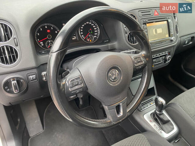 Білий Фольксваген Golf Plus, об'ємом двигуна 1.4 л та пробігом 182 тис. км за 9399 $, фото 22 на Automoto.ua