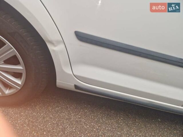 Белый Фольксваген Гольф Плюс, объемом двигателя 1.4 л и пробегом 161 тыс. км за 7019 $, фото 26 на Automoto.ua