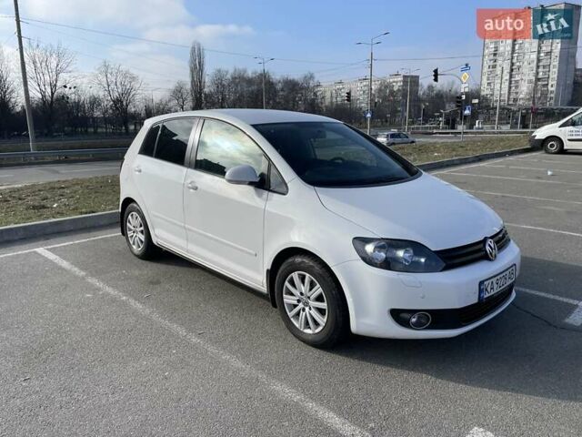 Белый Фольксваген Гольф Плюс, объемом двигателя 1.39 л и пробегом 122 тыс. км за 8250 $, фото 6 на Automoto.ua