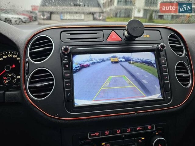 Белый Фольксваген Гольф Плюс, объемом двигателя 1.4 л и пробегом 146 тыс. км за 8000 $, фото 10 на Automoto.ua