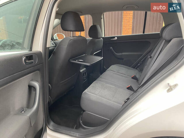 Білий Фольксваген Golf Plus, об'ємом двигуна 1.4 л та пробігом 182 тис. км за 9399 $, фото 34 на Automoto.ua