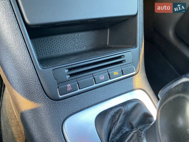 Белый Фольксваген Гольф Плюс, объемом двигателя 1.4 л и пробегом 190 тыс. км за 9200 $, фото 26 на Automoto.ua