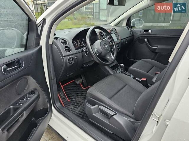 Белый Фольксваген Гольф Плюс, объемом двигателя 1.4 л и пробегом 146 тыс. км за 8000 $, фото 7 на Automoto.ua