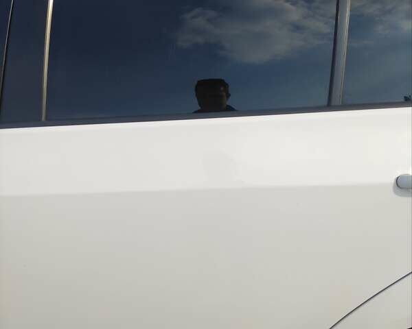 Белый Фольксваген Гольф Плюс, объемом двигателя 1.6 л и пробегом 208 тыс. км за 9200 $, фото 9 на Automoto.ua