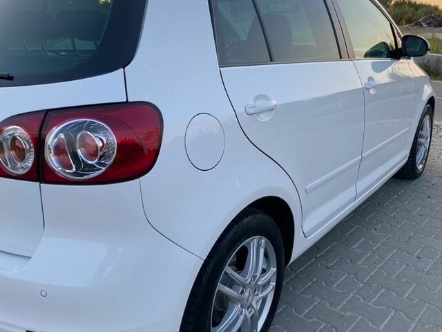 Білий Фольксваген Golf Plus, об'ємом двигуна 2 л та пробігом 255 тис. км за 9599 $, фото 8 на Automoto.ua