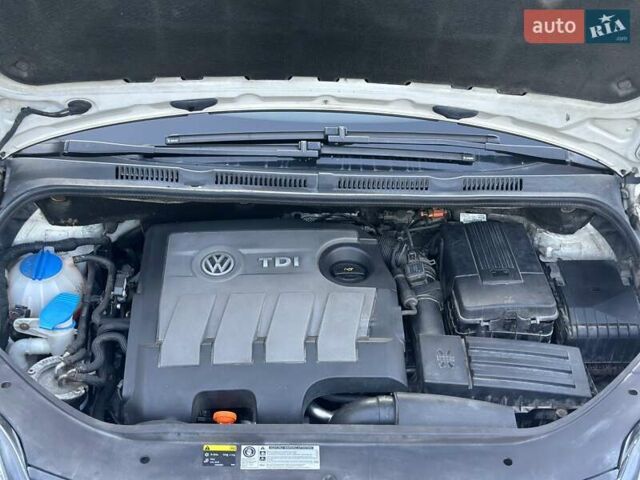 Белый Фольксваген Гольф Плюс, объемом двигателя 1.6 л и пробегом 353 тыс. км за 9500 $, фото 9 на Automoto.ua